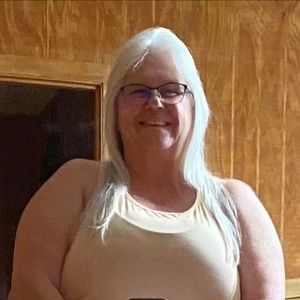 Meet your Posher, Linda